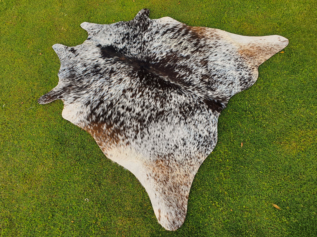 Salt and Pepper Print Tricolor Luxury Cowhide Rug
