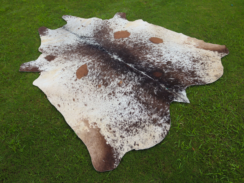 Tricolor Salt and Pepper Print Cowhide Rug