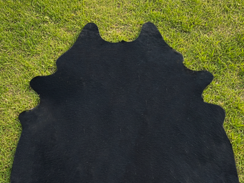 Luxury Black Hair-On Cowhide Rug for Home Decor