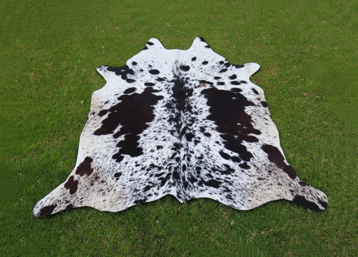 Black and White Speckled Hair-On Cowhide Rug