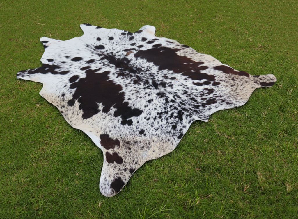 Black and White Speckled Hair-On Cowhide Rug