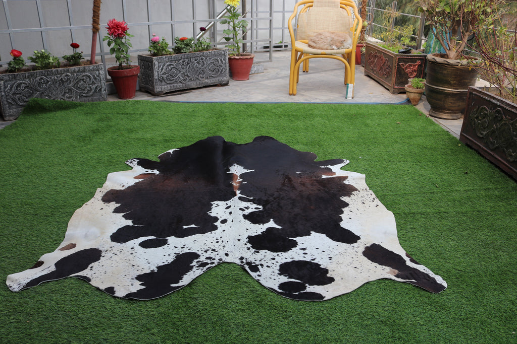 Tricolor Panda Print Cowhide Rug