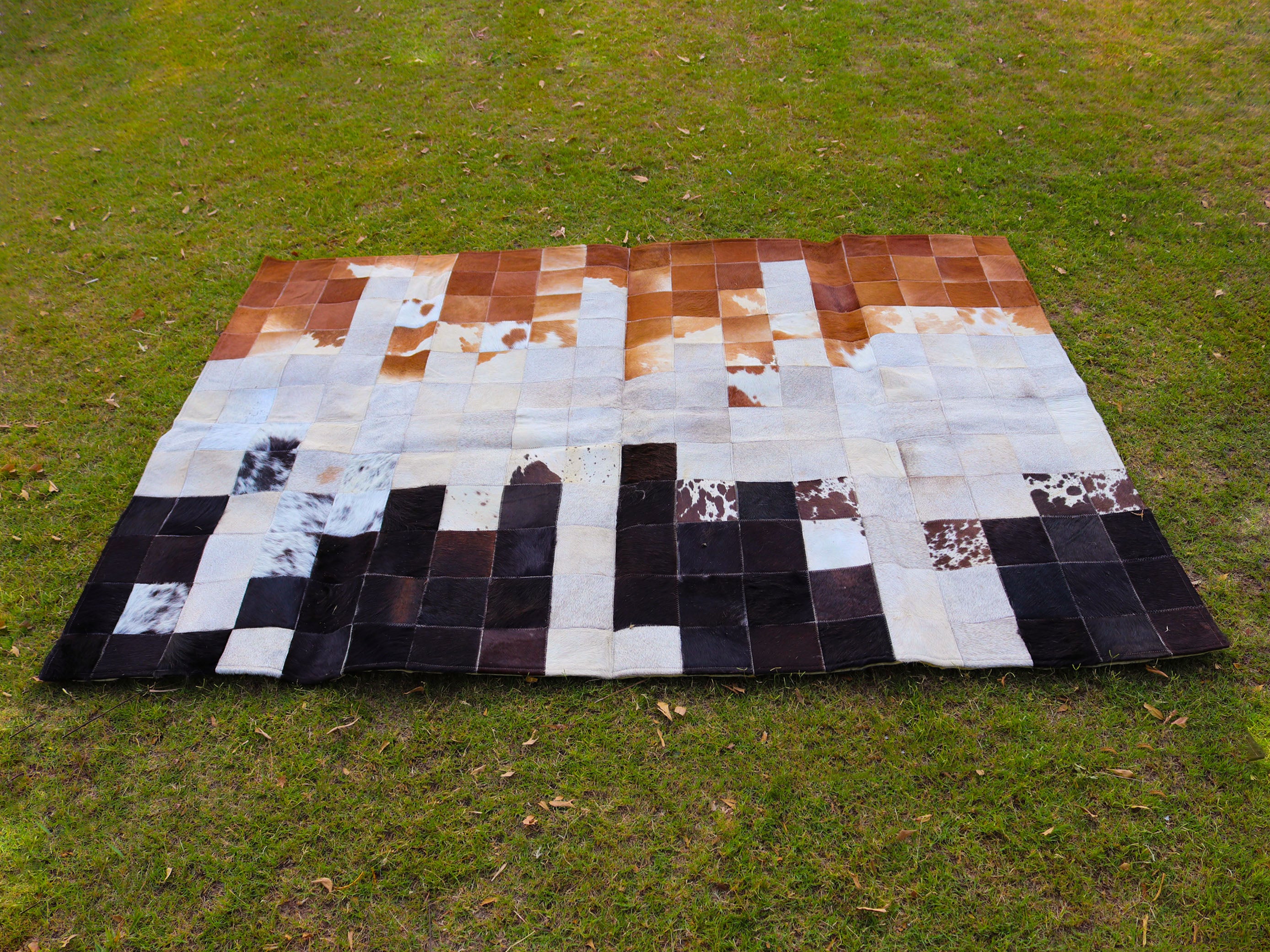 Tricolor Cowhide Hair On Patchwork – Runner Rug – Designer Rug