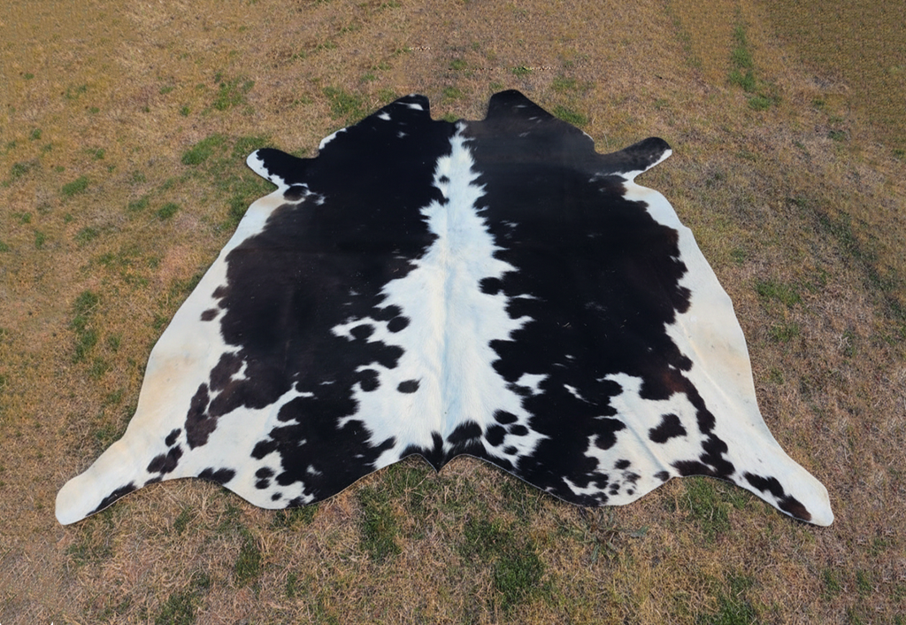 Black and White Hereford Cowhide Rug