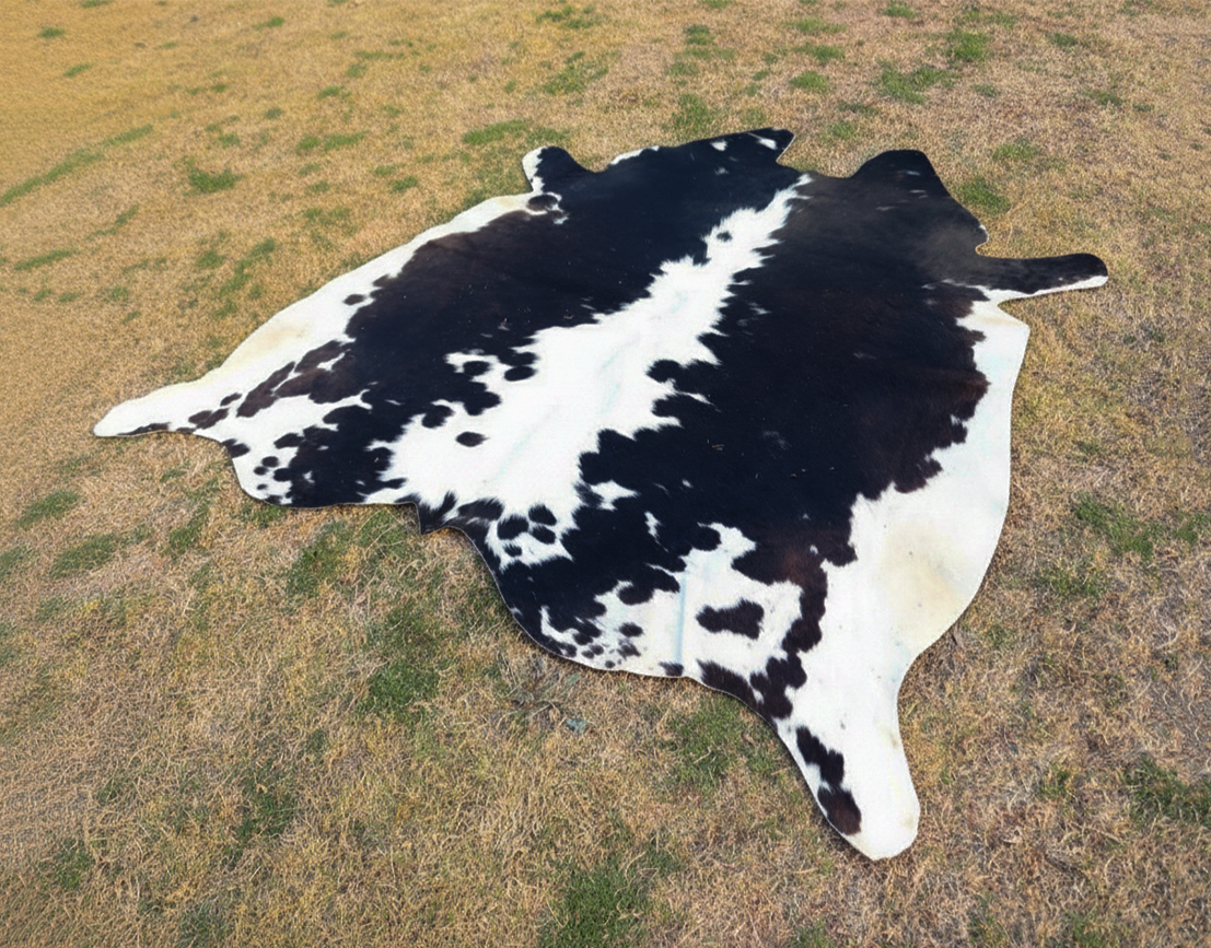Black and White Hereford Cowhide Rug